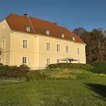 Csillaghy Kastély *